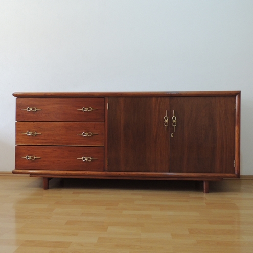 Trinchador o bufetero espacio vintage antic